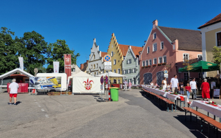 Längste Festtafel Bayerns